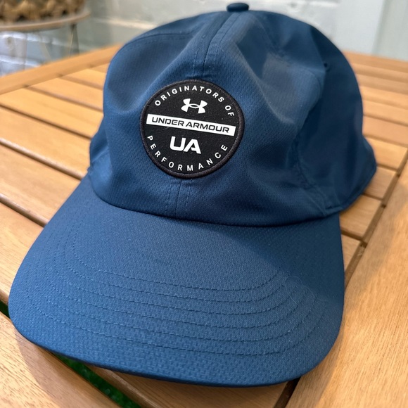 Men’s Under Armour Hat - Picture 1 of 2